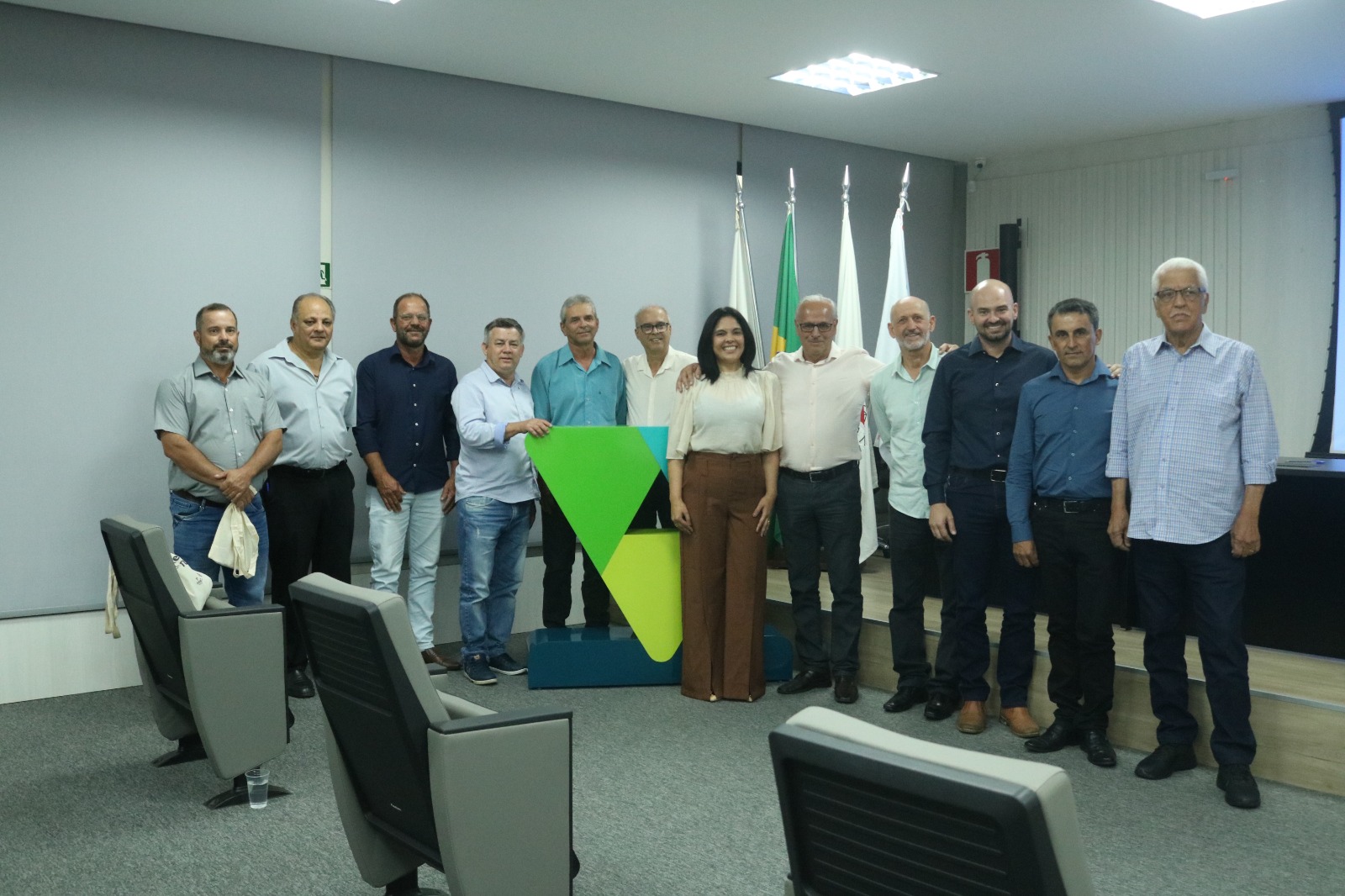 Investimento Local e Retorno Financeiro são temas de encontro  de participação parlamentar.